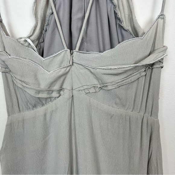 Elliatt Elation Ruffle Midi Dress Size Xs Grey/Taupe e7041742 Scalloped Hem - Picture 5 of 9